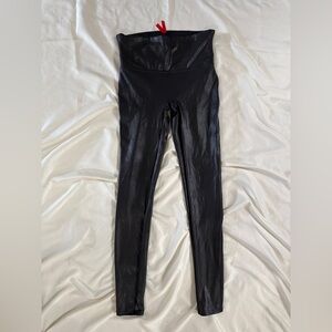 Spanx Womens Medium M Black Faux Leather Look High Waist Leggings